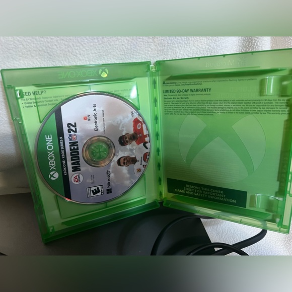 Gold Rush Special Edition X Box One X 500 gb Console - Picture 5 of 14